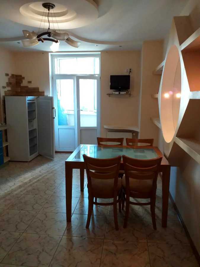 Продажа 3-комнатной квартиры 125 м², Раисы Окипной ул., 4