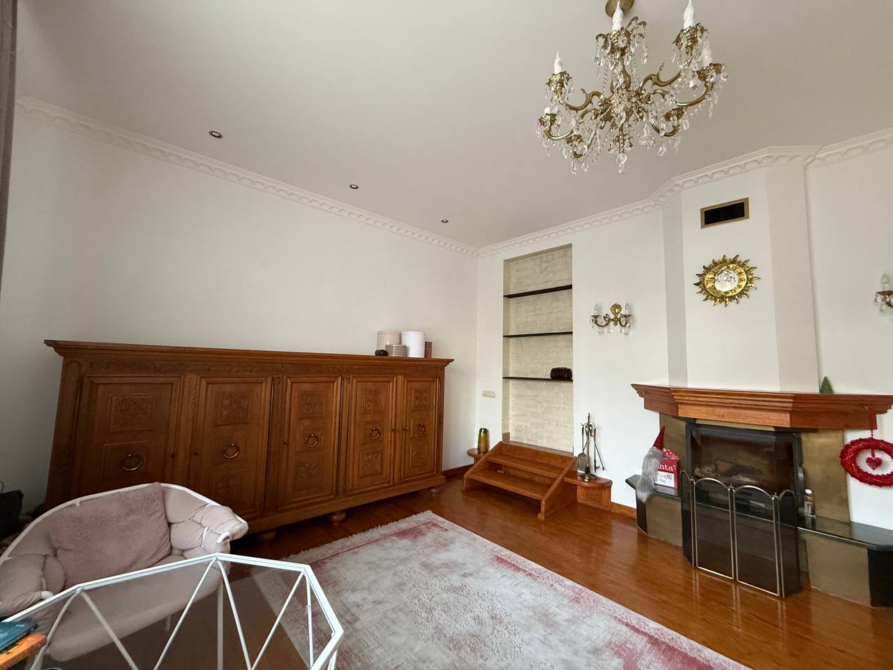 Продажа дома 219.4 м², Лунная ул., 23