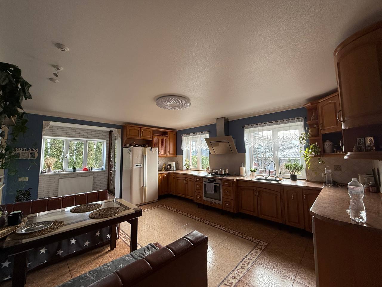 Продажа дома 219.4 м², Лунная ул., 23