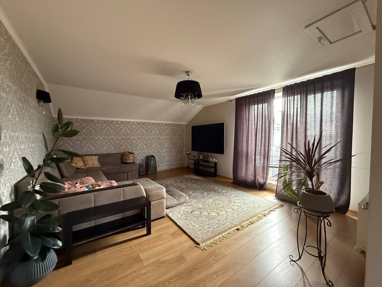 Продажа дома 219.4 м², Лунная ул., 23