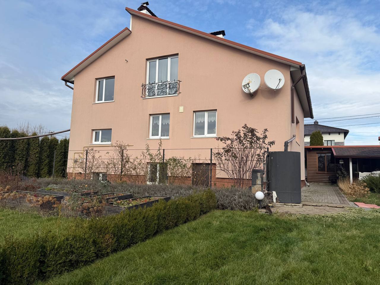 Продажа дома 219.4 м², Лунная ул., 23