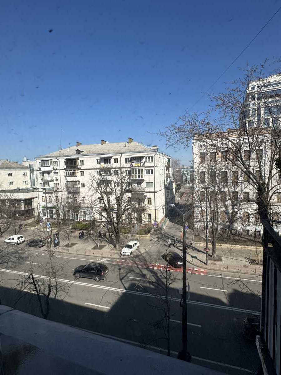 Продажа 3-комнатной квартиры 76 м², Ивана Мазепы ул., 12