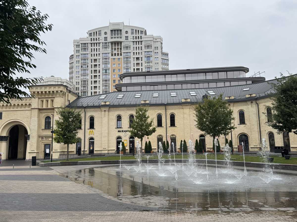 Продажа 3-комнатной квартиры 76 м², Ивана Мазепы ул., 12