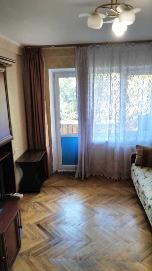 Продажа 1-комнатной квартиры 30 м², Пражская ул., 25