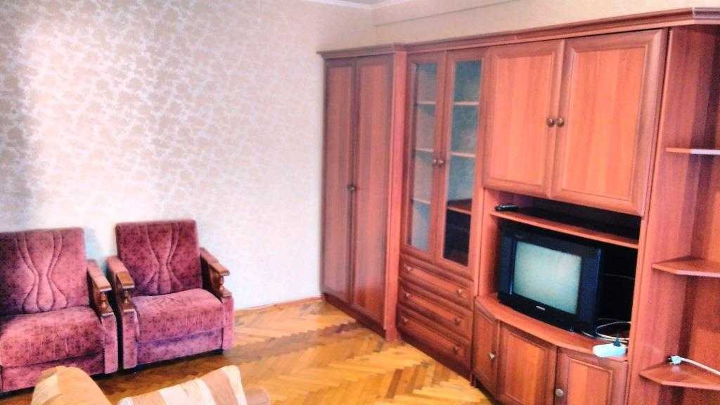 Продажа 1-комнатной квартиры 30 м², Пражская ул., 25