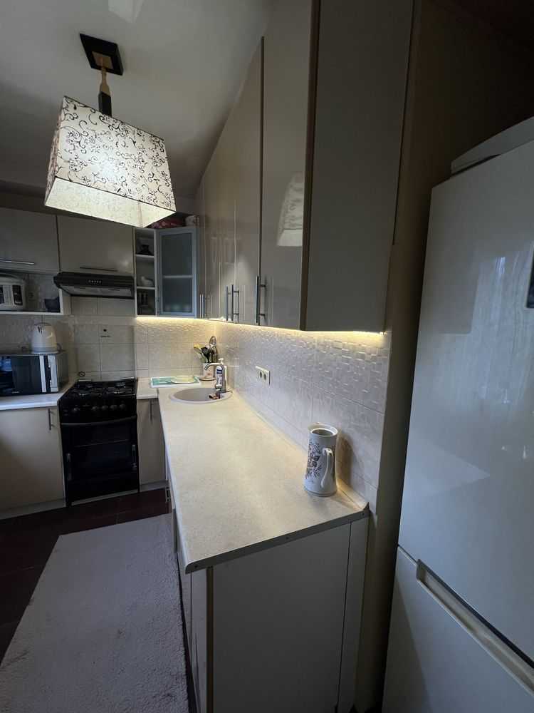 Продажа 2-комнатной квартиры 45 м², Зодчих ул.