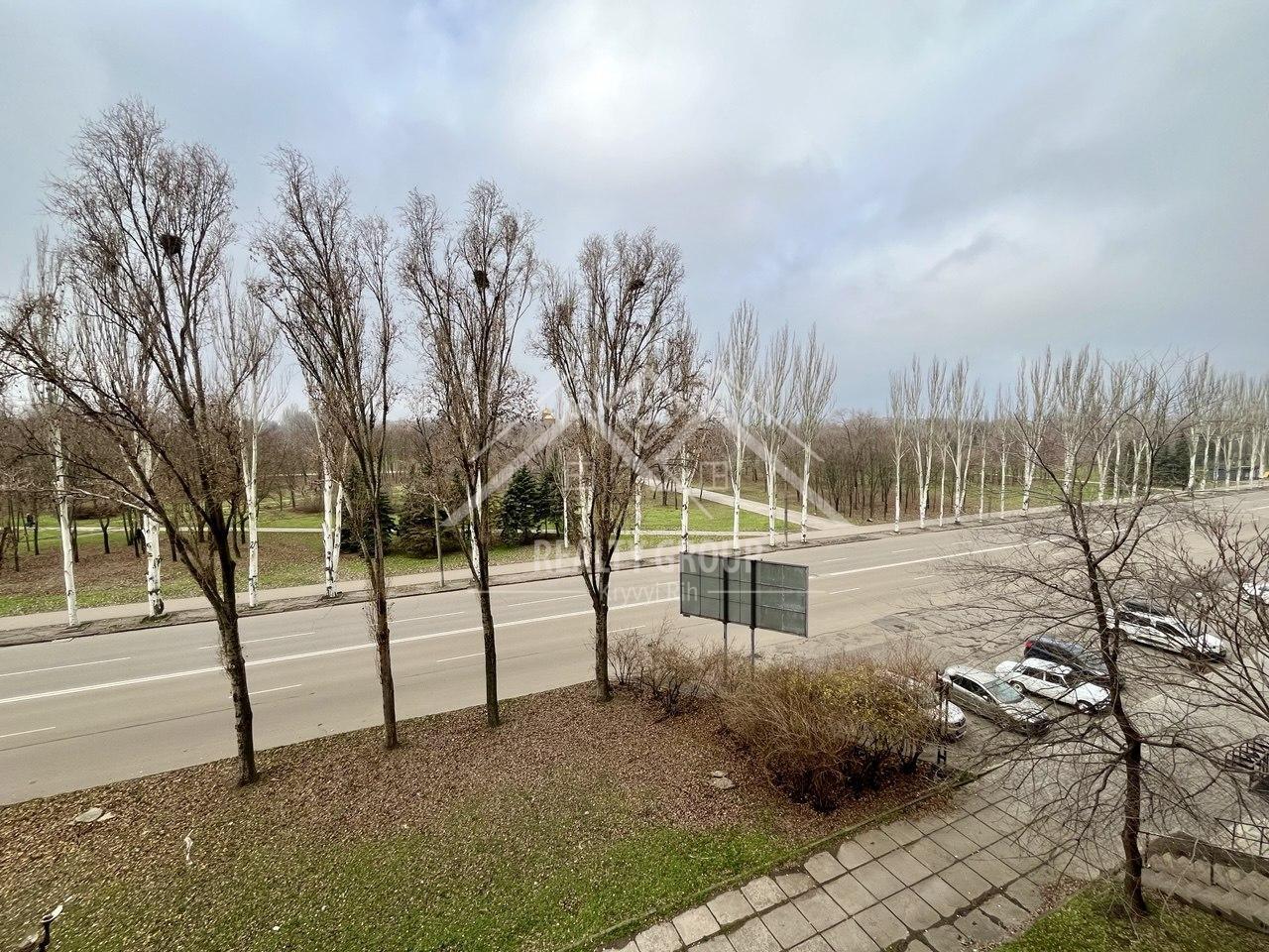 Продажа 2-комнатной квартиры 47 м², Петра Дорошенко ул., 15