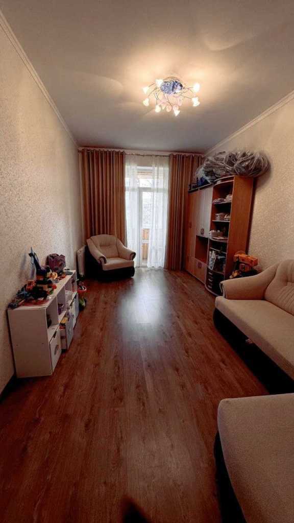 Продажа 3-комнатной квартиры 82 м², Искровская ул., 1