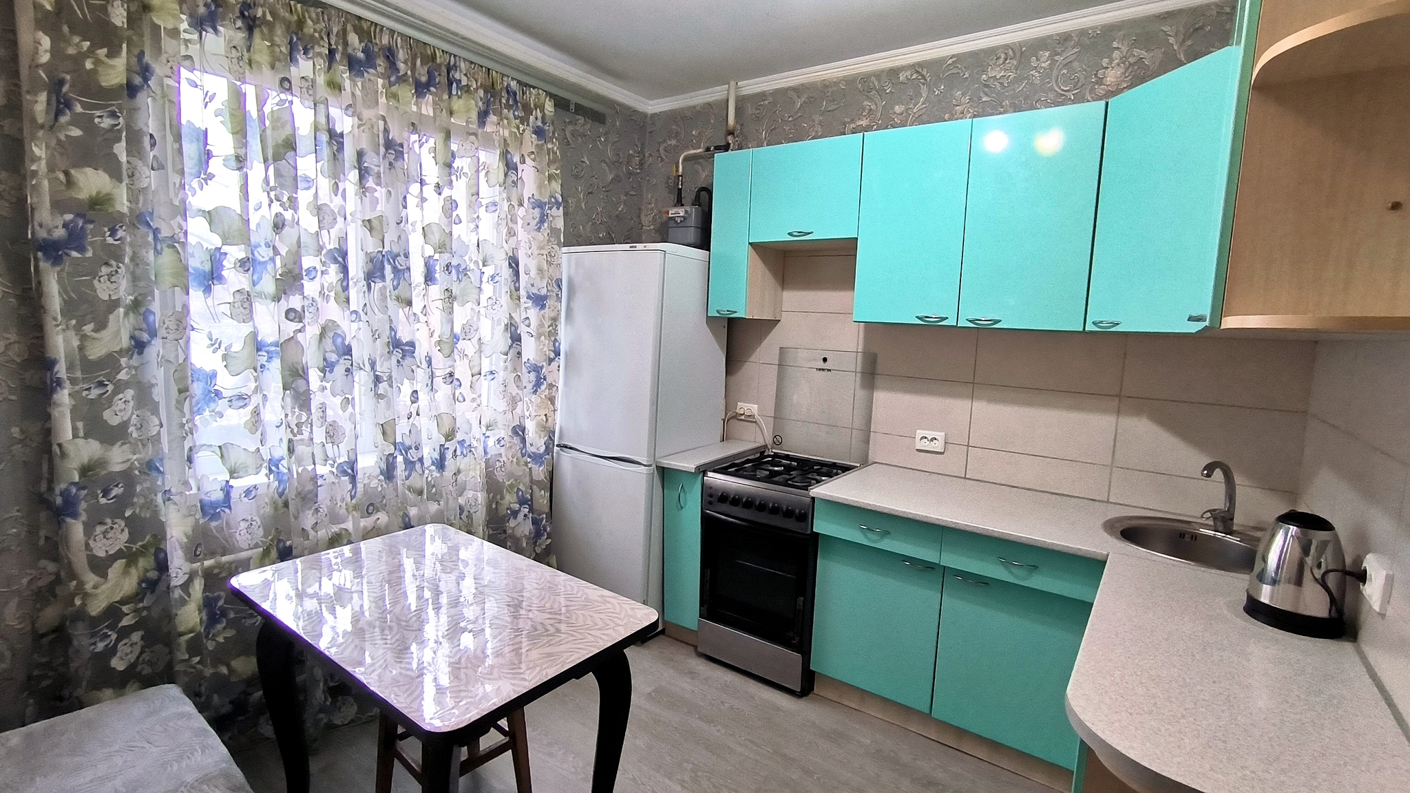 2-комнатная квартира посуточно 46 м², Янтарная ул., 75