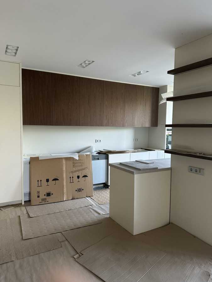 Продажа 3-комнатной квартиры 131.5 м², Парковая ул., 2/2