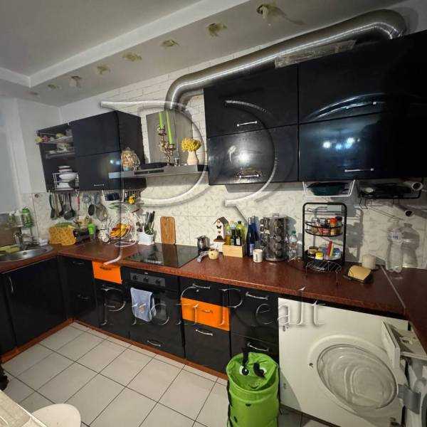 Продажа 1-комнатной квартиры 61 м², Елены Пчилки ул., 2А