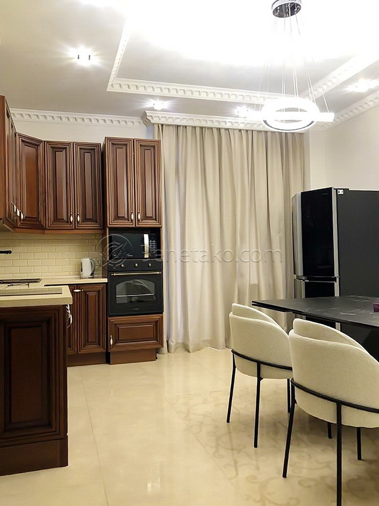 Оренда 4-кімнатної квартири 130 м², Греческая вул., 1А