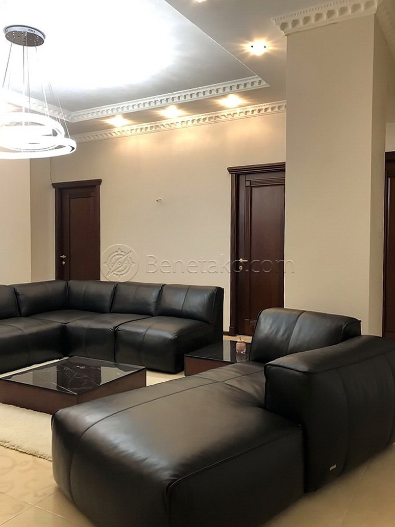 Оренда 4-кімнатної квартири 130 м², Греческая вул., 1А