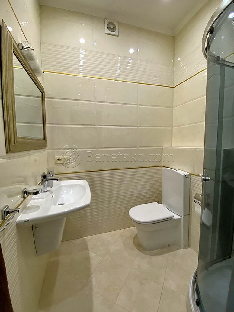 Оренда 4-кімнатної квартири 130 м², Греческая вул., 1А