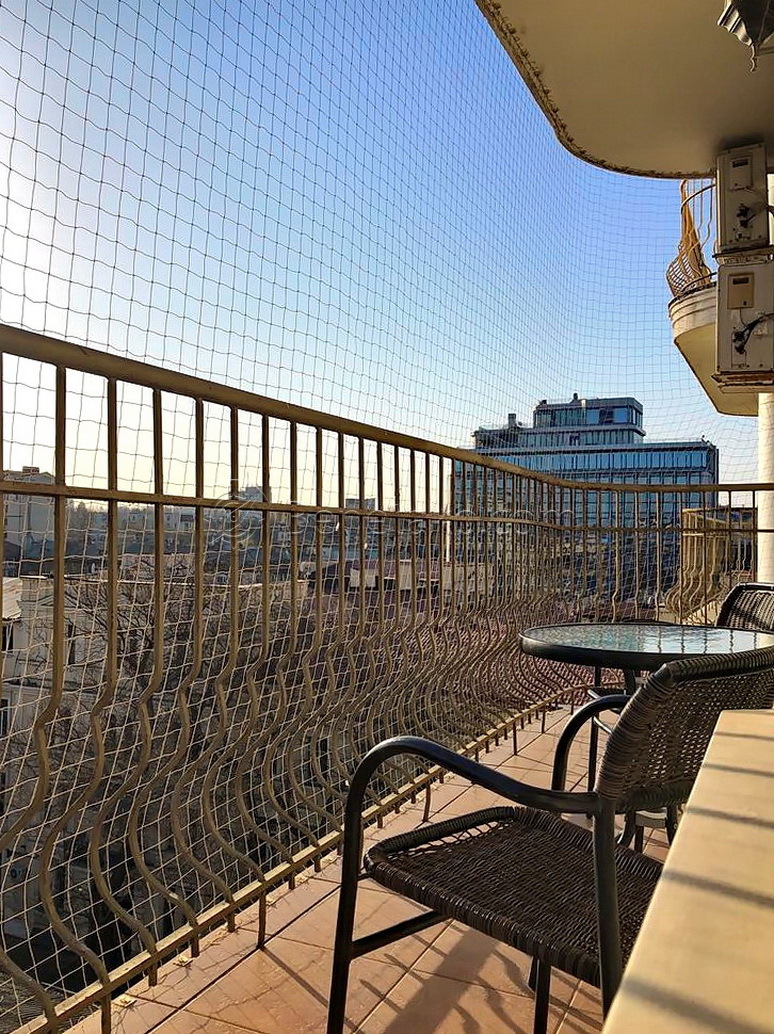 Оренда 4-кімнатної квартири 130 м², Греческая вул., 1А