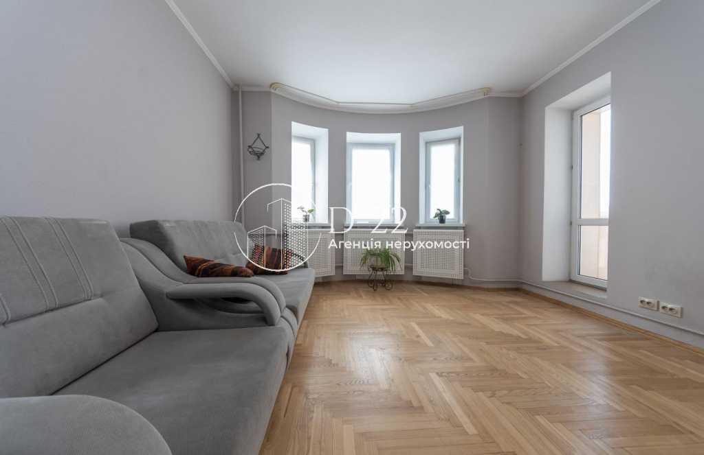 Продажа 3-комнатной квартиры 98 м², Александра Кошица ул., 7А