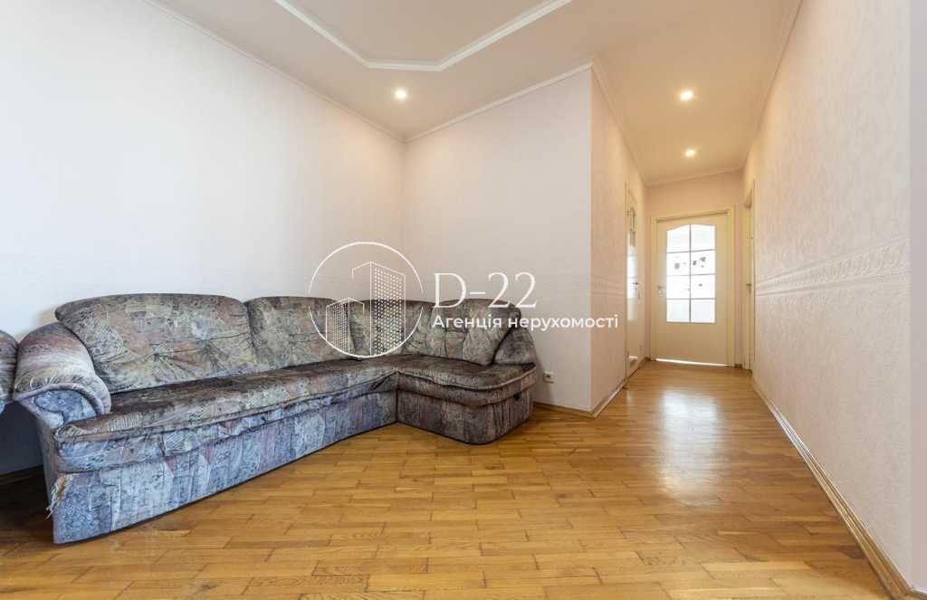 Продажа 3-комнатной квартиры 98 м², Александра Кошица ул., 7А