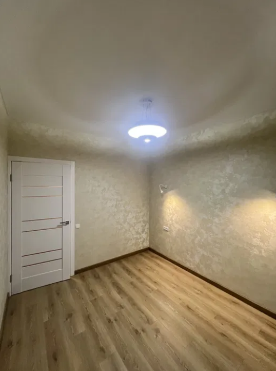 Продажа 1-комнатной квартиры 34 м², Инглези ул.