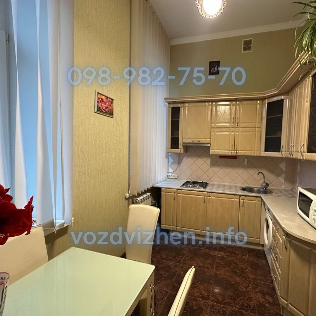 Продажа 2-комнатной квартиры 60.5 м², Малая Житомирская ул., 7