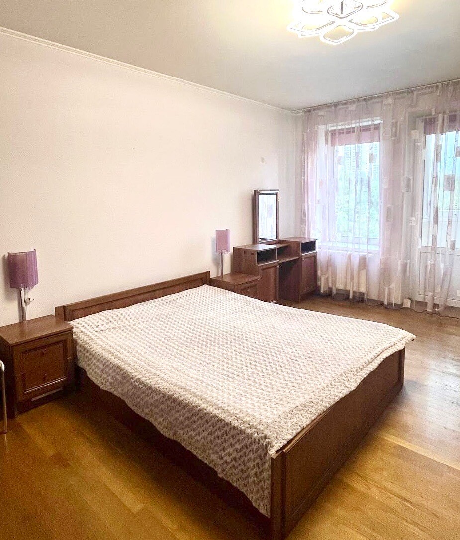 Аренда 2-комнатной квартиры 85 м², Юлії Зданової вул., 54