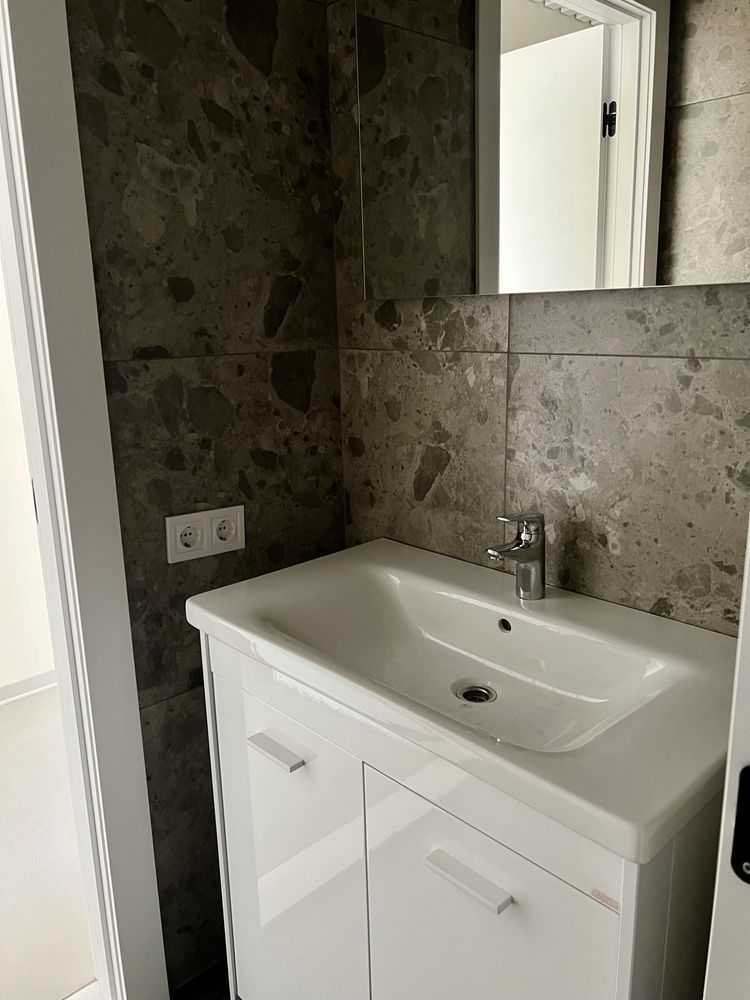 Продаж офісу 400 м², Олеся Гончара вул., 41