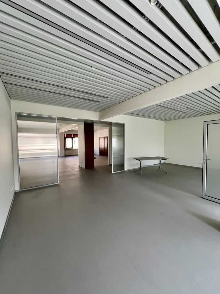 Продаж офісу 400 м², Олеся Гончара вул., 41