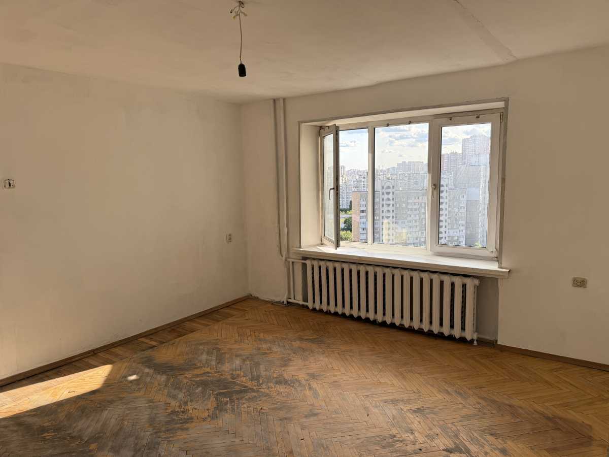 Продаж 3-кімнатної квартири 66.6 м², Миколи Кібальчича вул., Руднева, 34