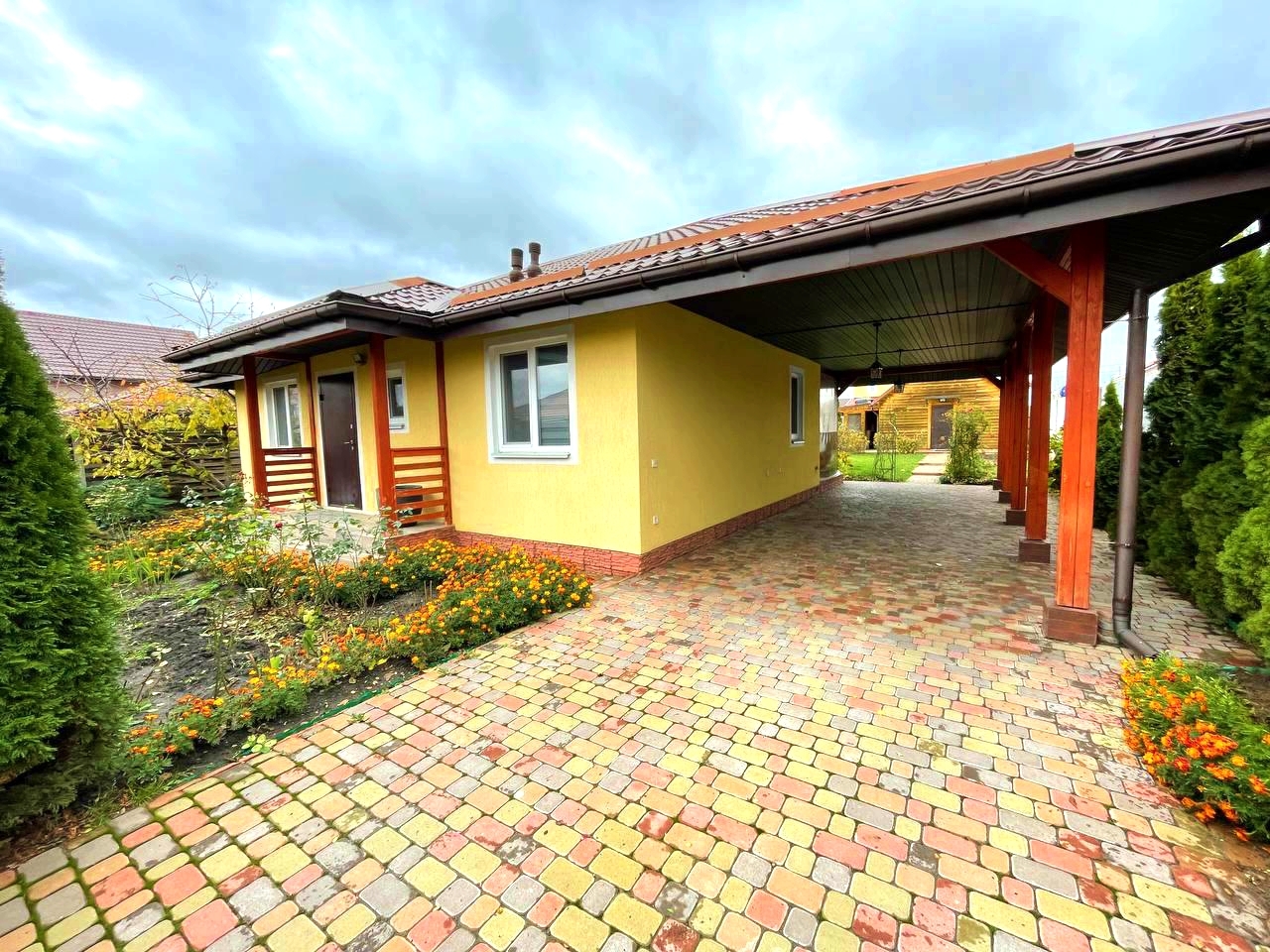 Оренда котеджу 70 м²