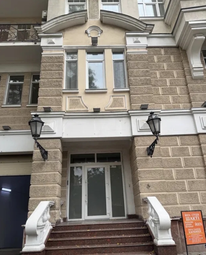 Оренда офісу 308 м², Велика Арнаутська вул.