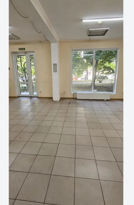 Аренда торгового помещения 50 м², Академика Королева ул.