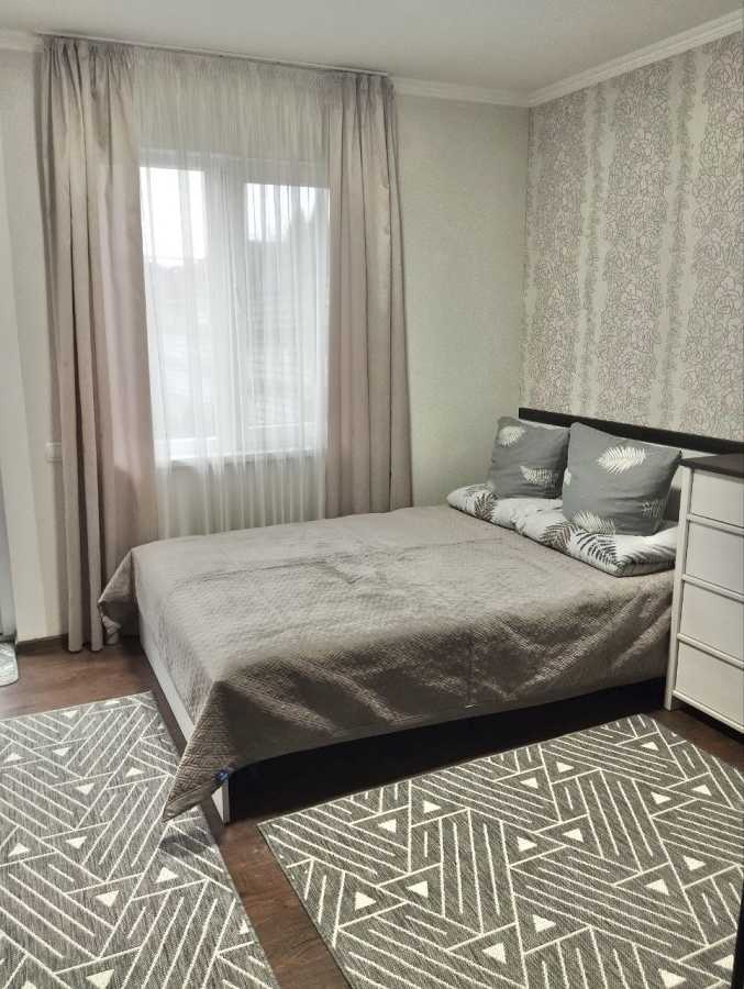 Дом посуточно 200 м², Легоцького, 71