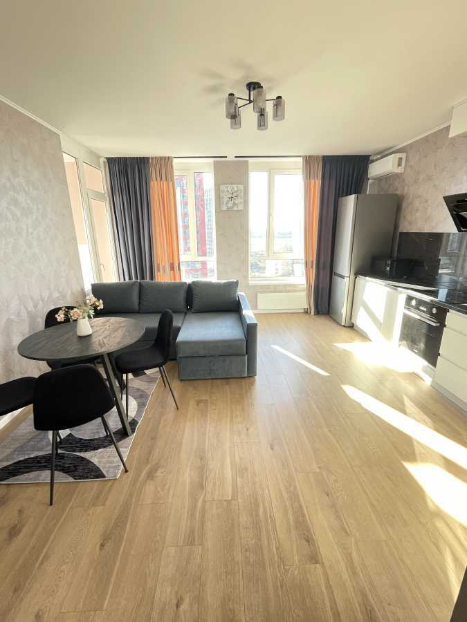 Аренда 2-комнатной квартиры 69 м², Александра Олеся ул., 10