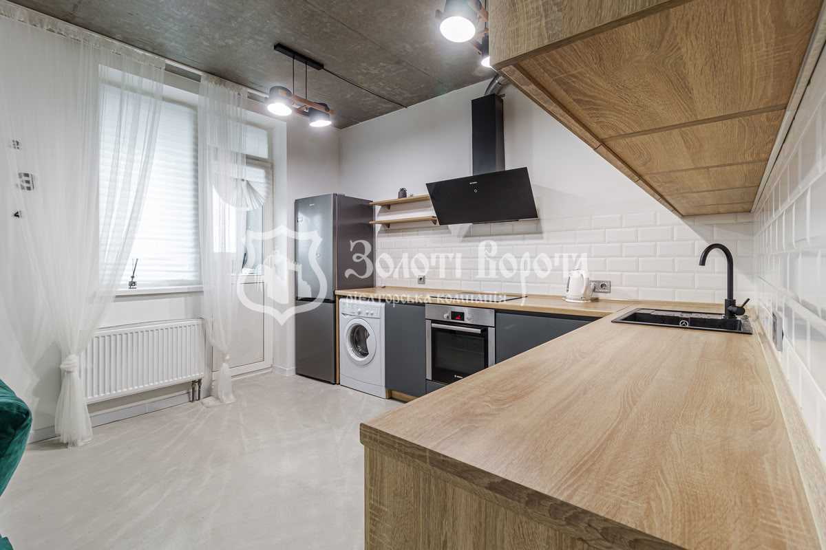 Продаж 3-кімнатної квартири 103.5 м², Балтійський пров., 3А