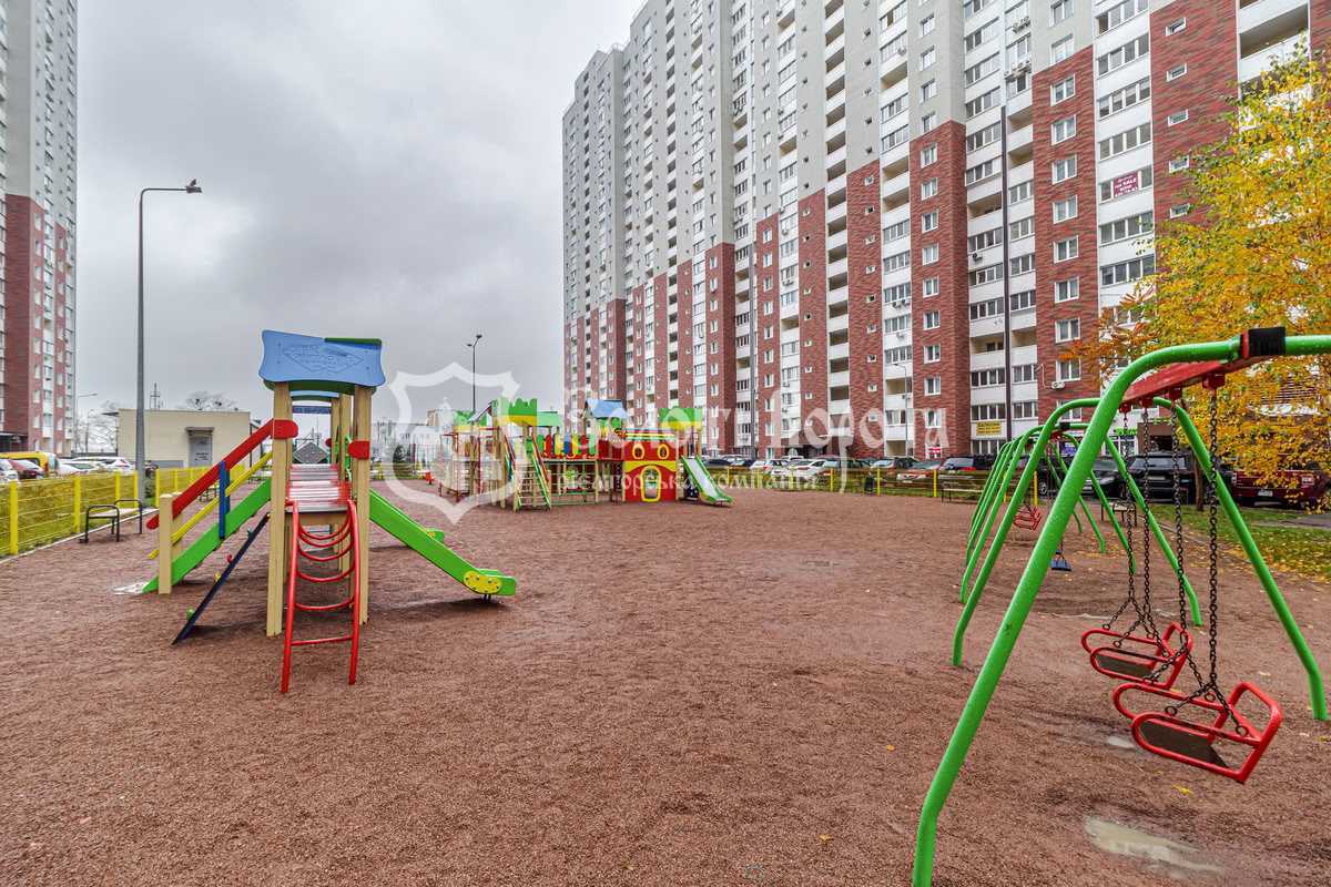 Продаж 3-кімнатної квартири 103.5 м², Балтійський пров., 3А