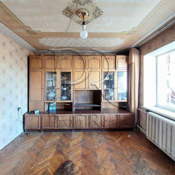 Продаж 2-кімнатної квартири 44 м², Річна вул., 3