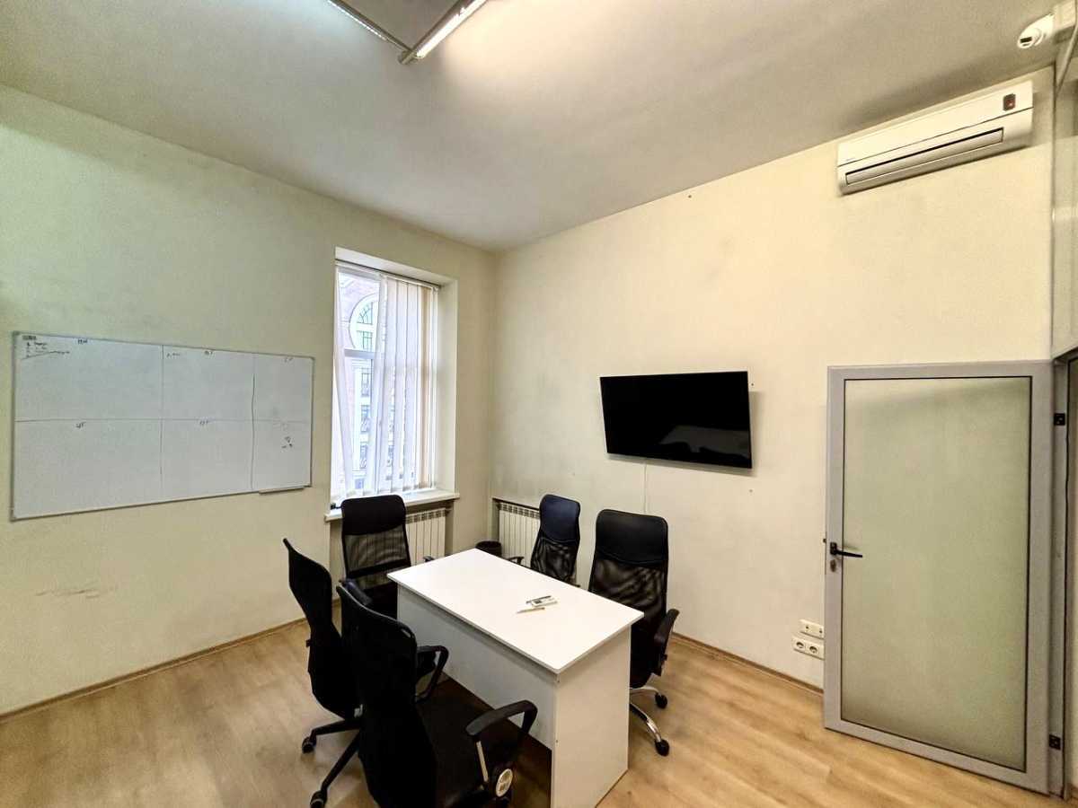 Аренда офиса 75 м², Саксаганского ул., 147/5