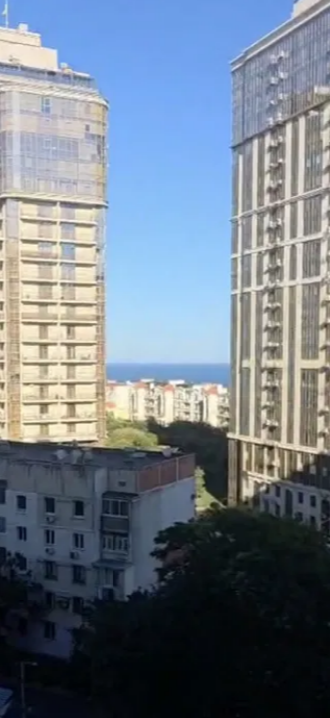 Продажа 2-комнатной квартиры 64 м², Курортный пер.