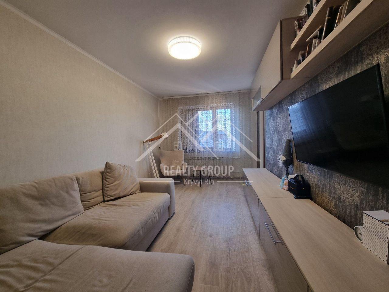 Продажа 2-комнатной квартиры 52 м², Вячеслава Черновола ул.