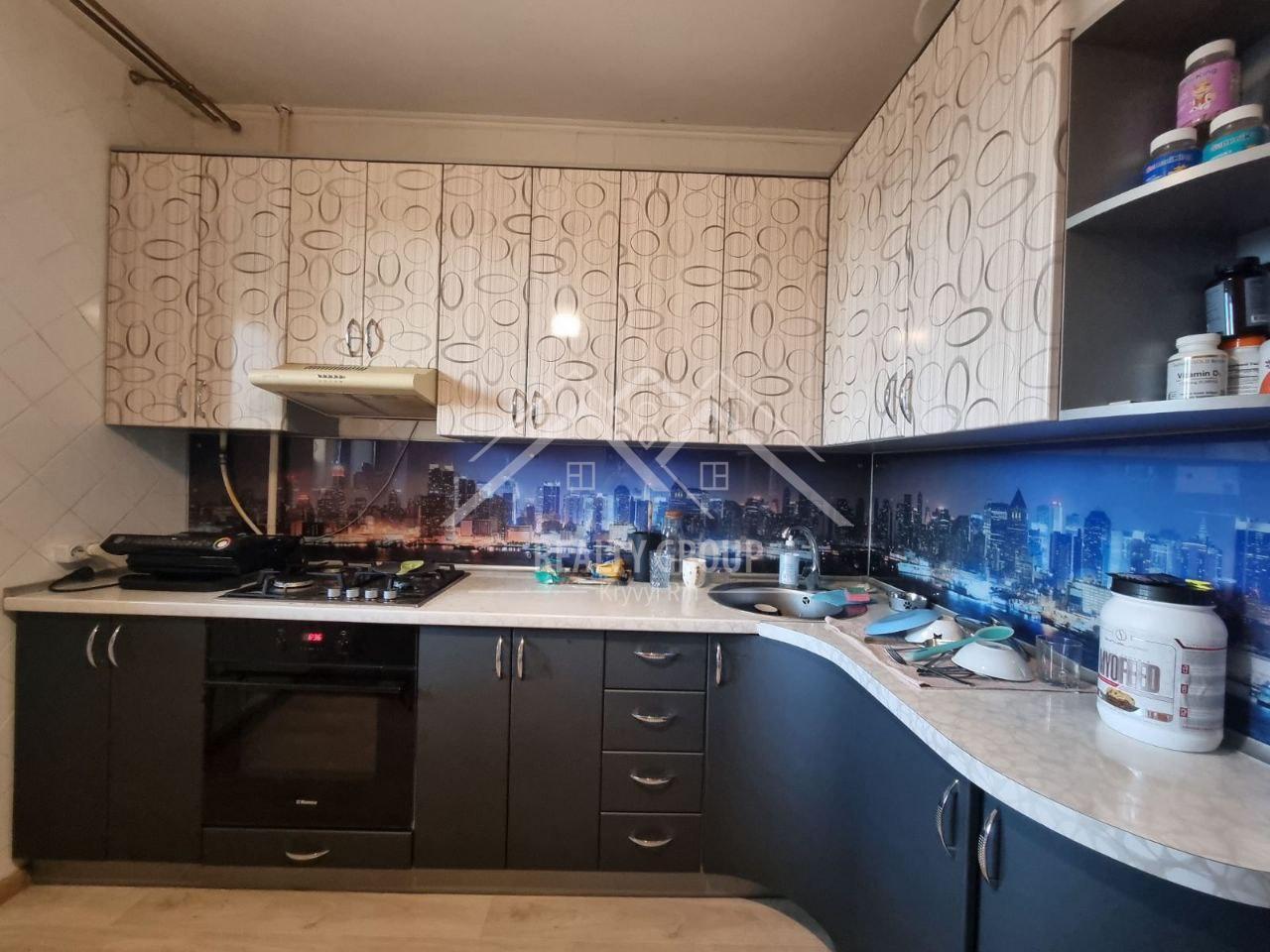 Продажа 2-комнатной квартиры 52 м², Вячеслава Черновола ул.