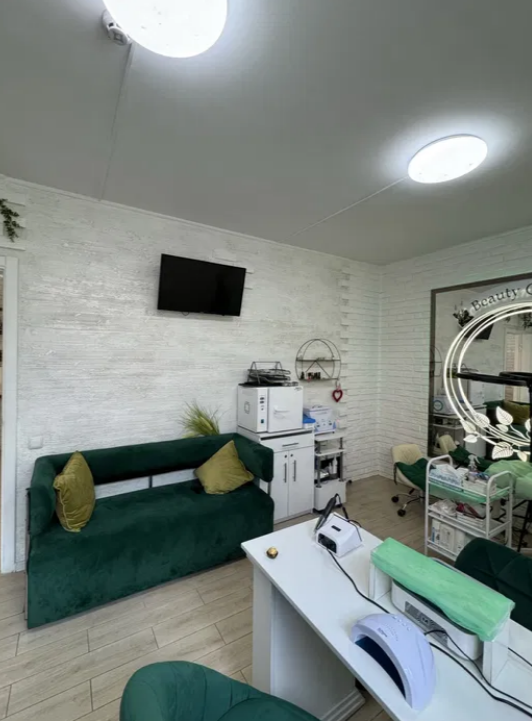 Продаж офісу 58 м², Массив Радужный вул.