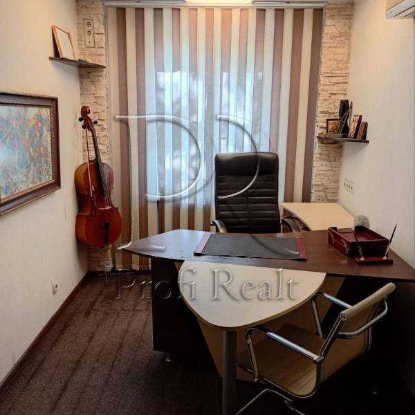 Продаж 3-кімнатної квартири 56 м², Берестейский, 79