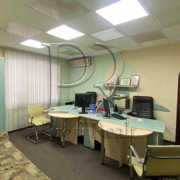 Продаж 3-кімнатної квартири 56 м², Берестейский, 79