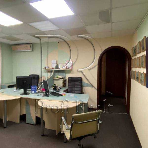 Продаж 3-кімнатної квартири 56 м², Берестейский, 79