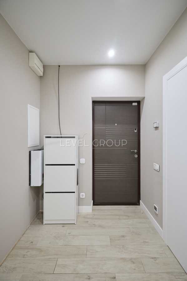 Продаж 2-кімнатної квартири 71.8 м², Любомира Гузара просп., 13