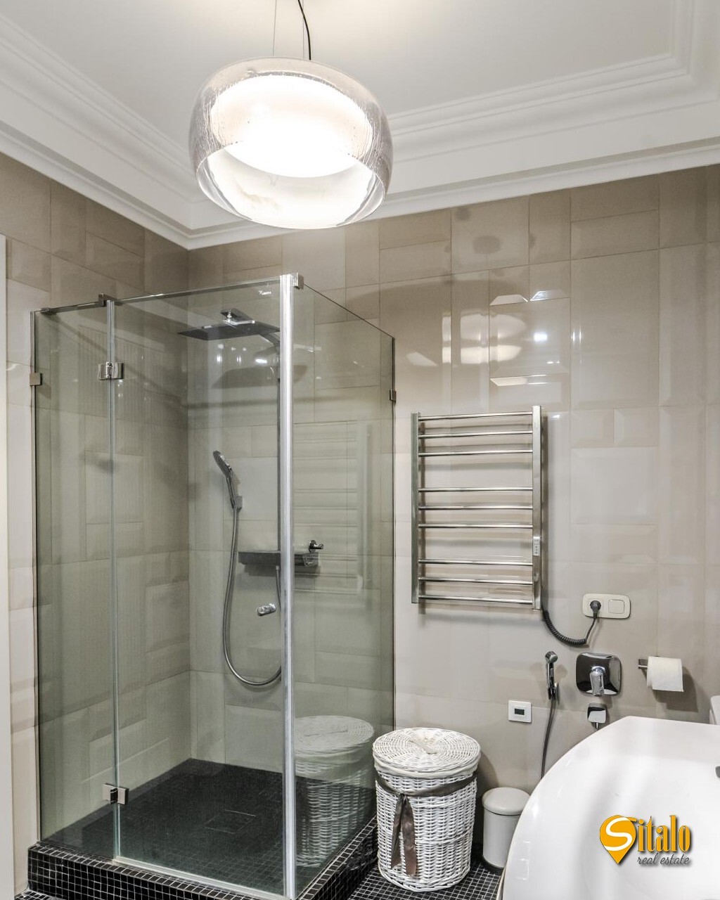 Продажа 5-комнатной квартиры 330 м², Героев Сталинграда просп.