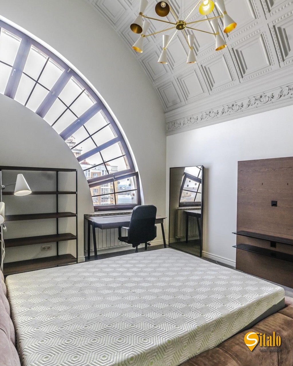 Продажа 5-комнатной квартиры 330 м², Героев Сталинграда просп.