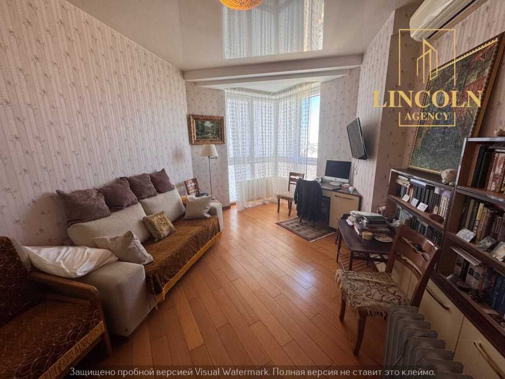 Продажа 3-комнатной квартиры 130 м², Соломенская ул., 15А