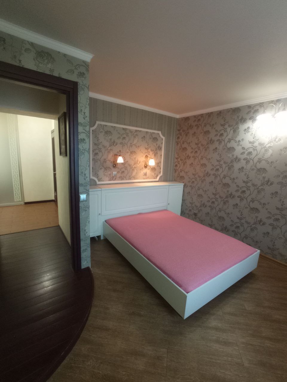 Продажа 2-комнатной квартиры 62 м², Залесская ул.