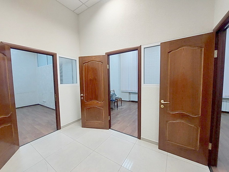 Оренда офісу 95 м², Старокиївська вул., 26