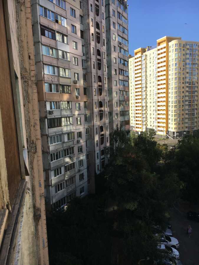 Аренда 2-комнатной квартиры 55 м², Наталии Ужвий ул., 9